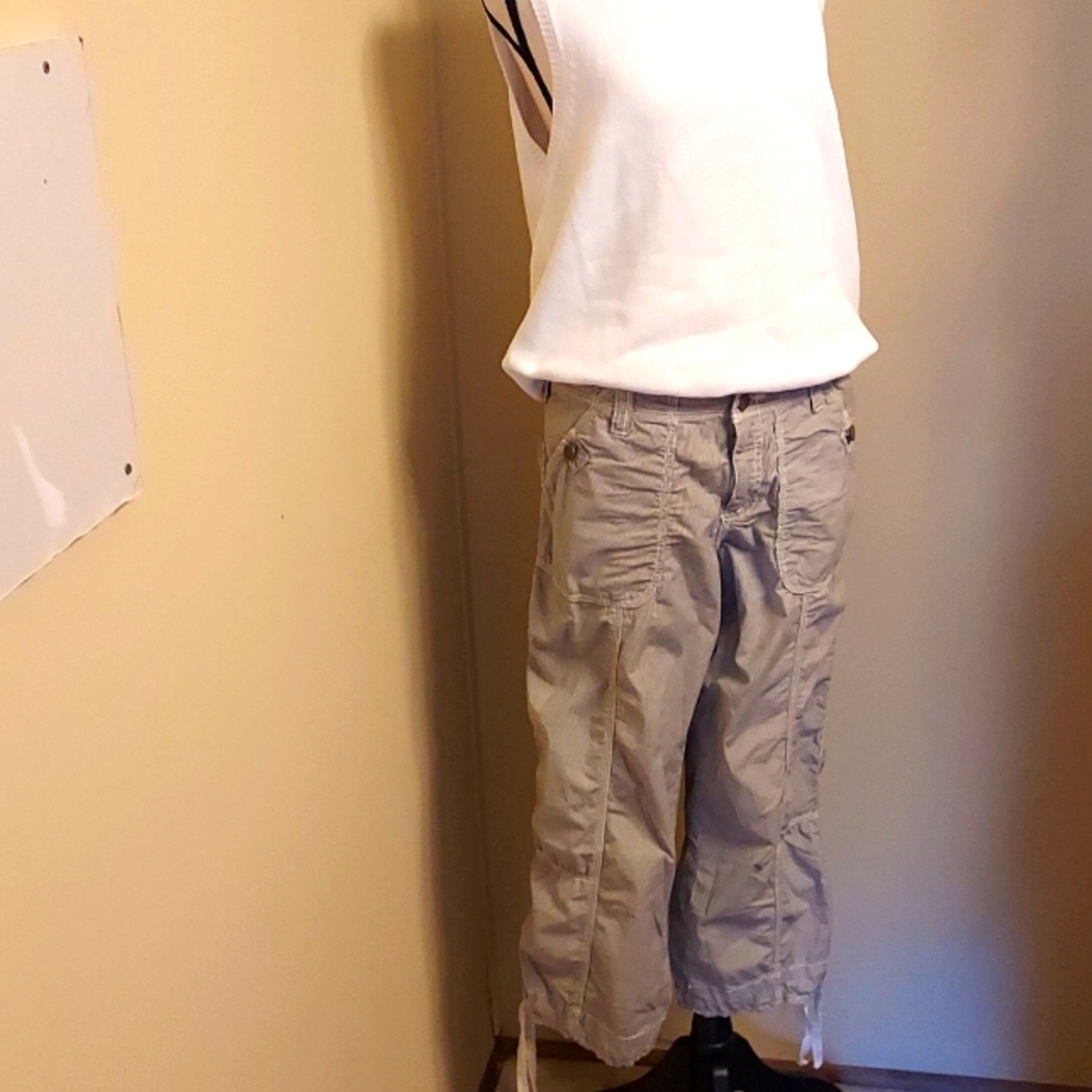 Pure Color Striped Garment - Picture 3 of 6